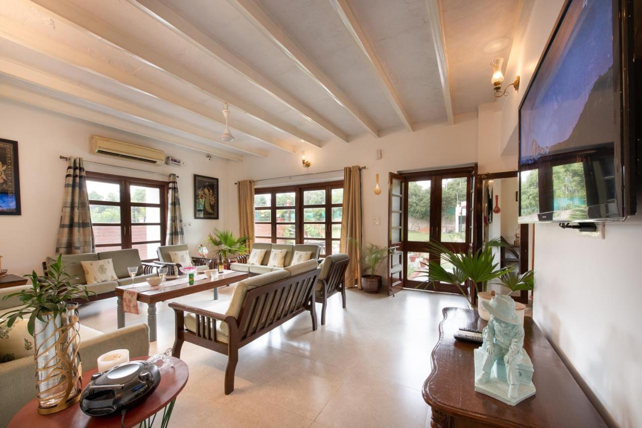 The Singh Farm Cosy Private Pool Farm Villa Gurgaon Exterior photo